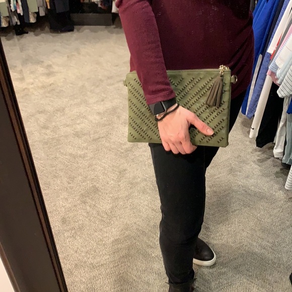 Clutch/Crossbody - Picture 4 of 5